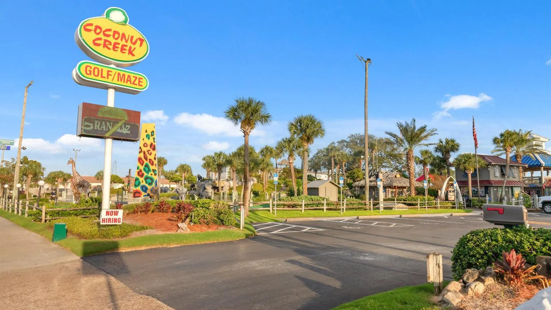 Semesterbostad Treasure Shores-3Br Beachfront Corner Unit Sleeps 8 With Stunning Gulf Views! Panama City Beach USA