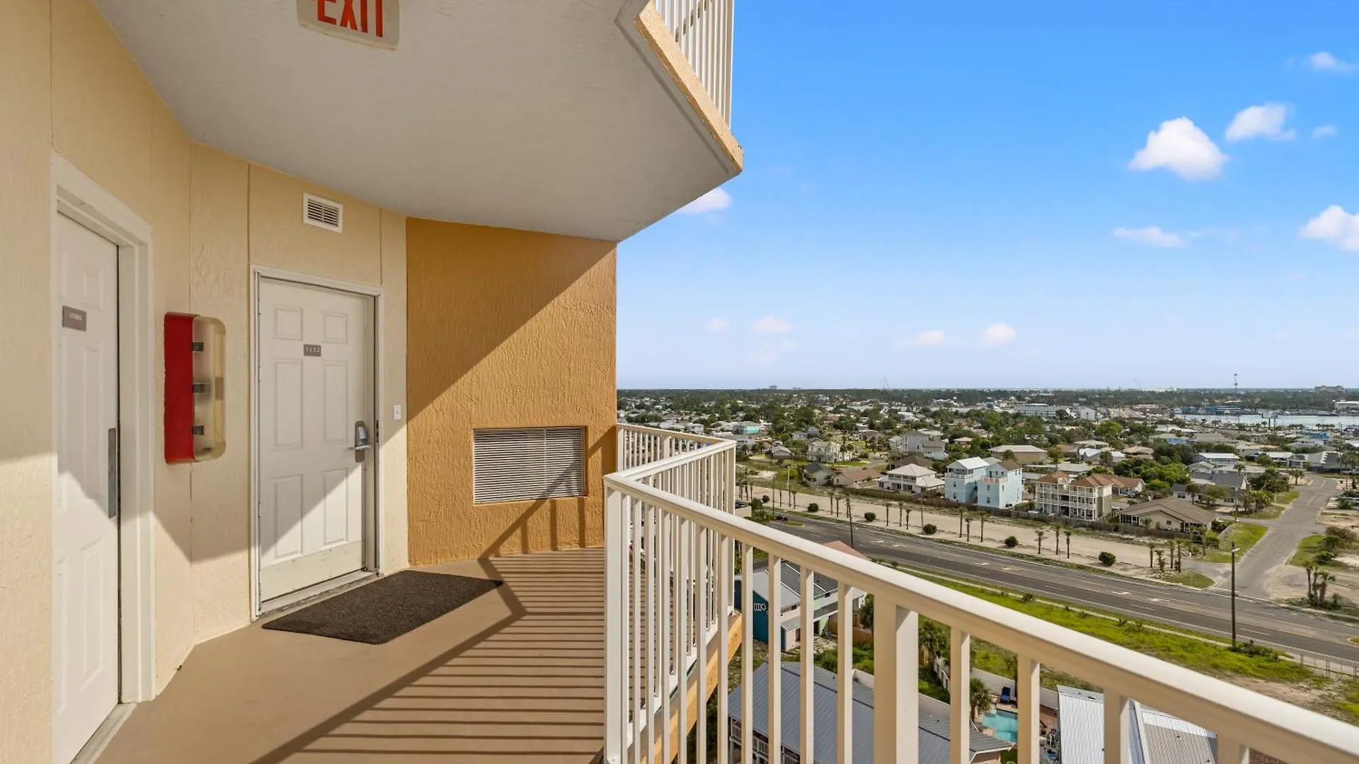 Treasure Shores-3Br Beachfront Corner Unit Sleeps 8 With Stunning Gulf Views! Panama City Beach