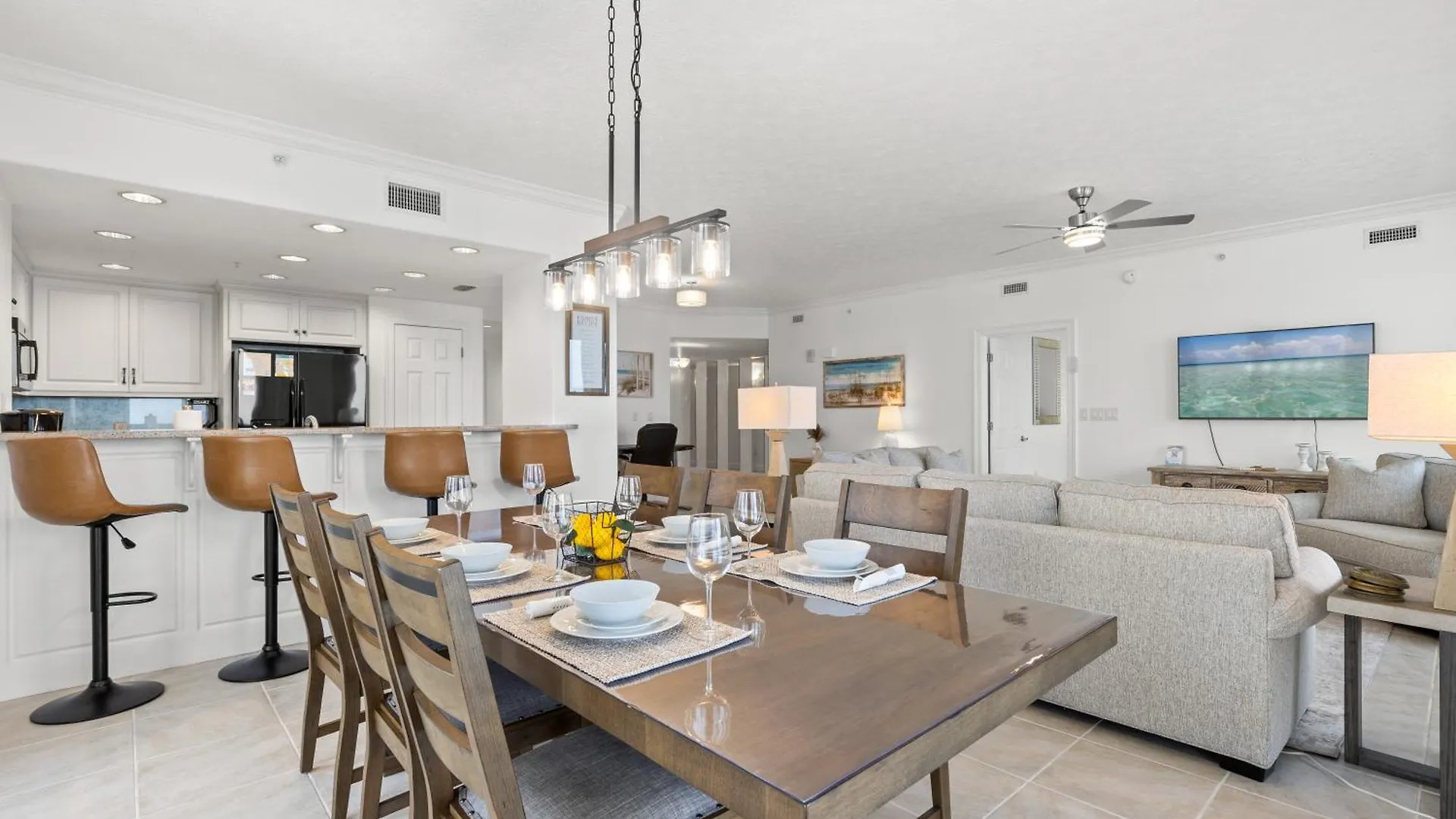Treasure Shores-3Br Beachfront Corner Unit Sleeps 8 With Stunning Gulf Views! Panama City Beach USA