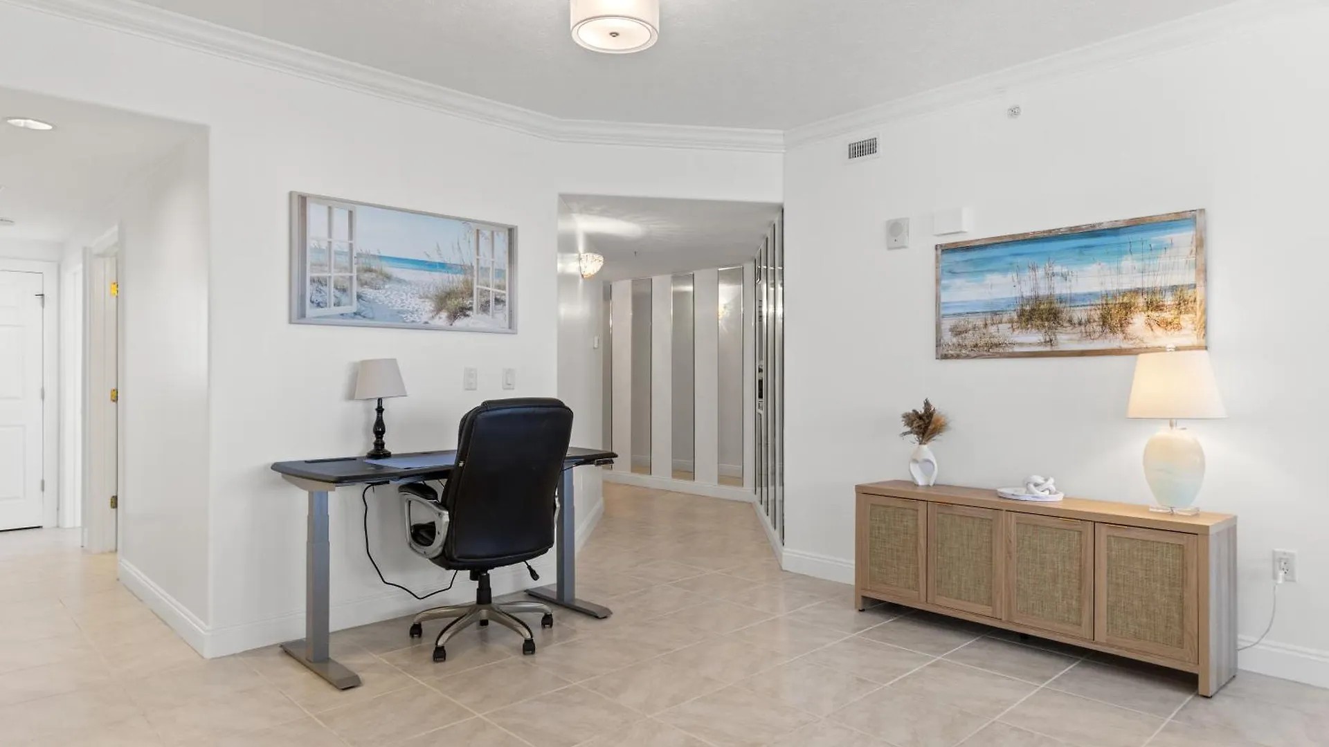 Treasure Shores-3Br Beachfront Corner Unit Sleeps 8 With Stunning Gulf Views! Panama City Beach Holiday home